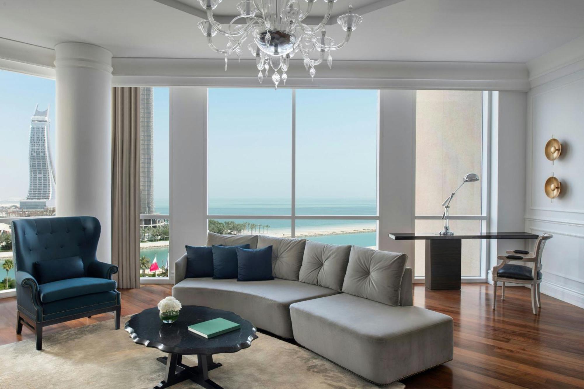 The Ritz-Carlton, Doha Hotel Екстериор снимка A living room at Jumeirah Atlantis